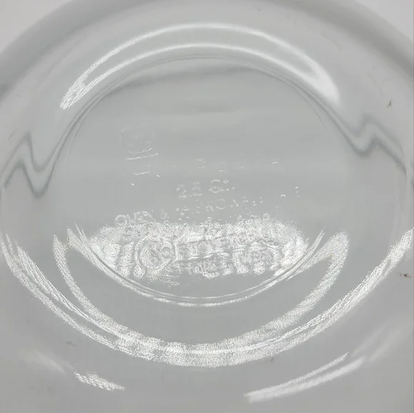 Vintage 1986 Anchor OvenwareHallmark Cards Mixing Bowl 2.5 Qt